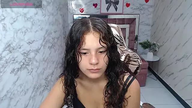 Velvet_Moon_V on StripChat 