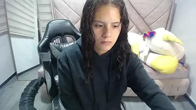 Velvet_Moon_V on StripChat 