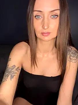 Vixen_Paris — nipple clamps all day