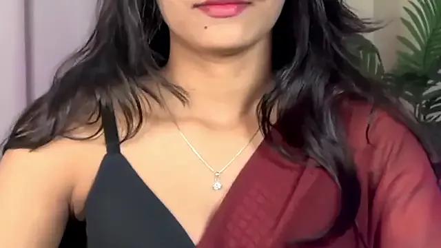 Wow-nisha on StripChat 