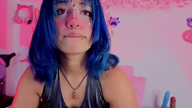 zoelight18 on StripChat