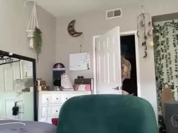 bellamariexo from Chaturbate