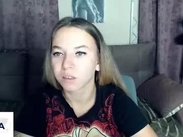 Photos of blondesparkle25 from Chaturbate is Freechat