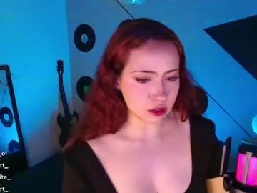 bubblewhite_ from Chaturbate