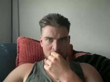ccmanrivs120 from Chaturbate