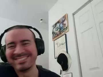 djdancer82 from Chaturbate