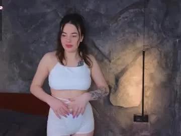 Photos of emilyhewell from Chaturbate is Freechat