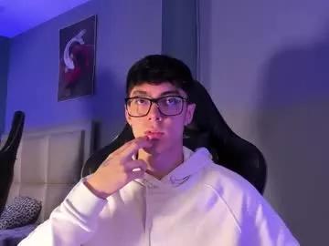 Photos of etham_wolf_ from Chaturbate is Freechat