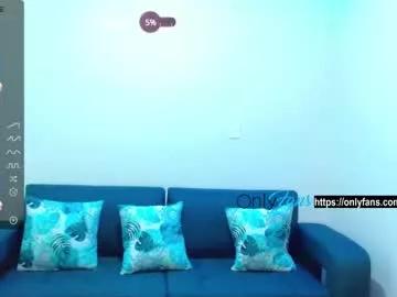 luciana_roberts from Chaturbate