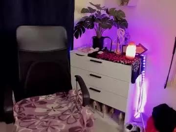 maggiexlust from Chaturbate