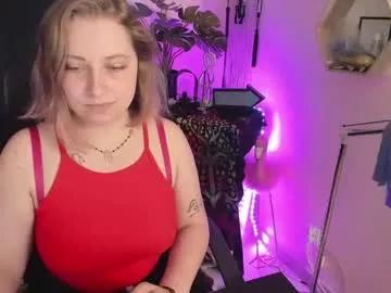 maggiexlust from Chaturbate