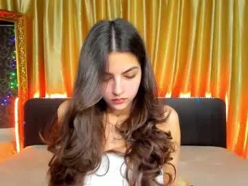 Freechat girls entertainers: Energize your senses with our matured streamers, who make messaging sweet and slutty at the same time.