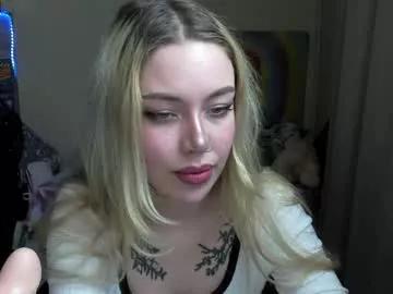 moooonpie from Chaturbate