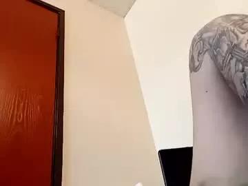 officialtatteduppage from Chaturbate