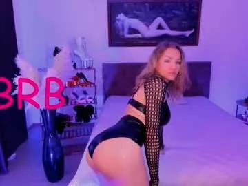 Freechat girls entertainers: Energize your senses with our matured streamers, who make messaging sweet and slutty at the same time.
