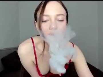 Freechat girls entertainers: Energize your senses with our matured streamers, who make messaging sweet and slutty at the same time.
