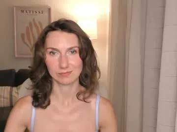 shesleepsnaked from Chaturbate