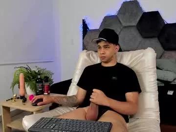 zacckevans from Chaturbate