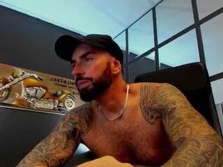 Photos of armand from Flirt4Free is Freechat