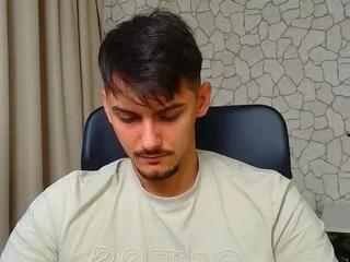 Photos of thomas_reds from Flirt4Free is Freechat