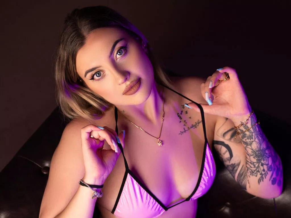 Photos of AmeliaLowe from LiveJasmin is Freechat