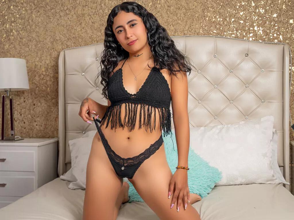 Photos of AriVelandia from LiveJasmin is Freechat