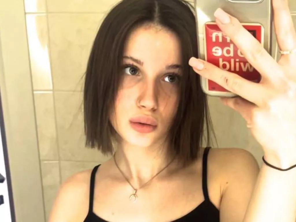 Photos of AsaCrystal from LiveJasmin is Group