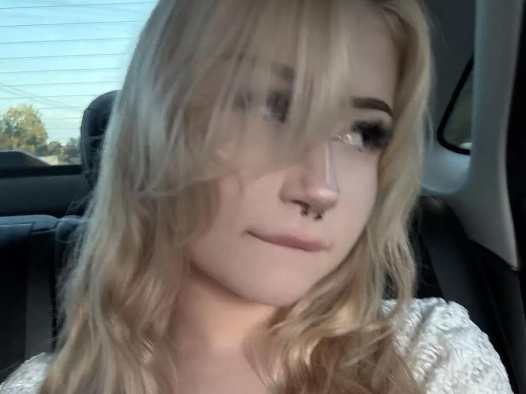 Photos of VerlieRentar from LiveJasmin is Group