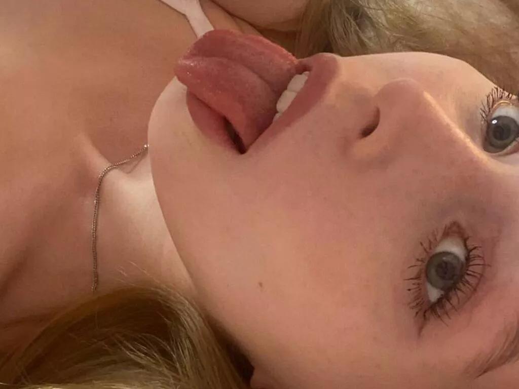 Photos of WiloneFlowers from LiveJasmin is Freechat