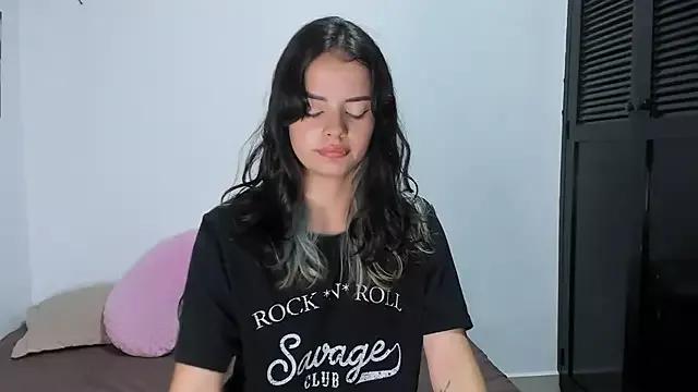 Photos of Abby_Saenz01 from StripChat is Freechat