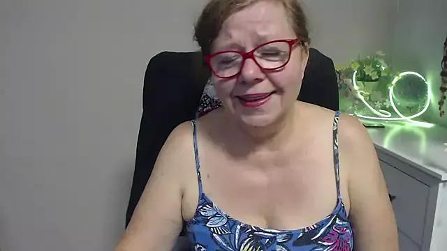 Adelewildx webcams show profile image 