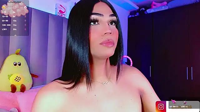 AiishaRose from StripChat