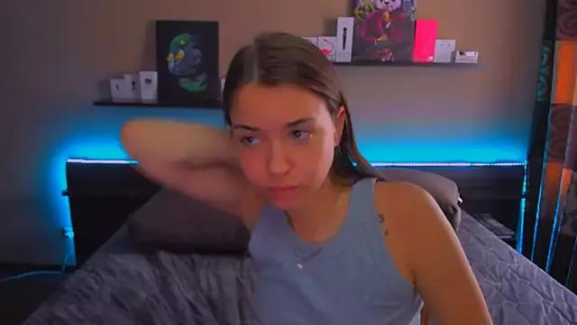 AlexaBarkley from StripChat is Freechat