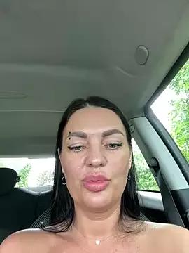 AlianaBent from StripChat