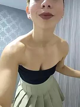 Photos of AliceBarry from StripChat is Freechat