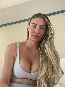 Photos of Alyssa_rhoades from StripChat is Freechat