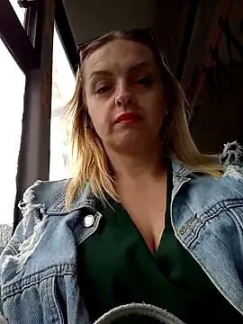 Photos of Ami_Foxy from StripChat is Freechat