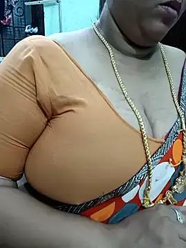Ashikaa_r webcams show profile image 