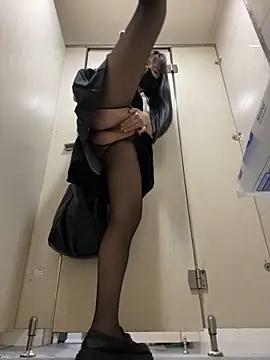 Asia-Lynn from StripChat