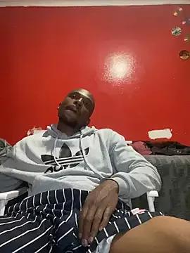 Photos of BaggyDirt from StripChat is Freechat