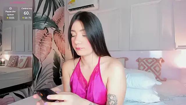 Photos of Bambi_cutee from StripChat is Freechat