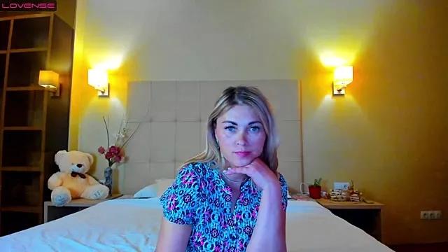 Bella_Swoon from StripChat
