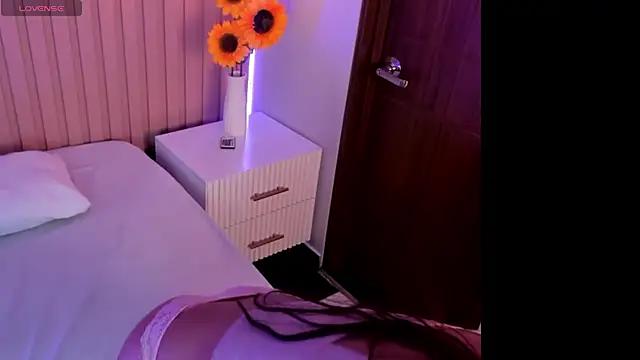 Bella_Williiams from StripChat