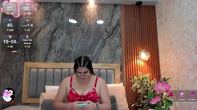 BellaPeers_ from StripChat