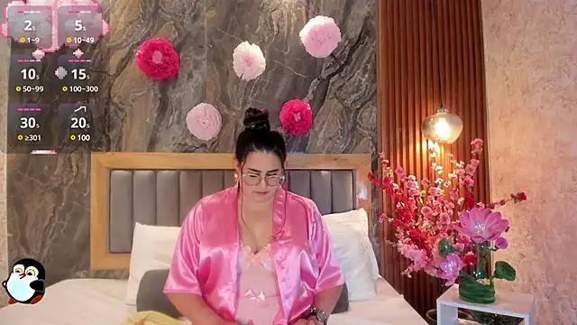 BellaPeers_ from StripChat