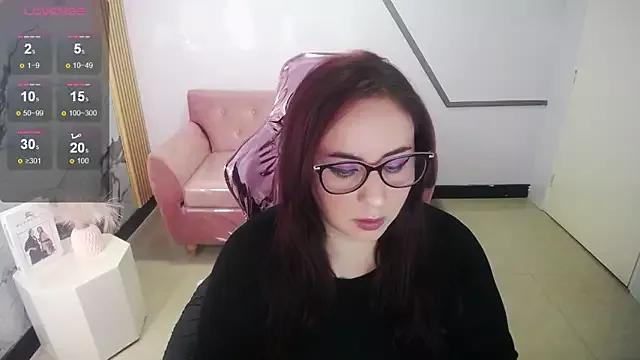 bellatrix_ch from StripChat