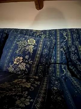 Photos of Bellissima89 from StripChat is Freechat