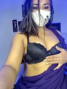 Freechat girls entertainers: Energize your senses with our matured streamers, who make messaging sweet and slutty at the same time.