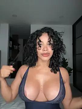 Photos of Brunettexio from StripChat is Freechat
