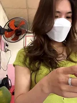 bunny_yummy08 from StripChat